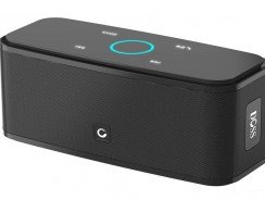 Doss SoundBox noire : une enceinte Bluetooth moderne